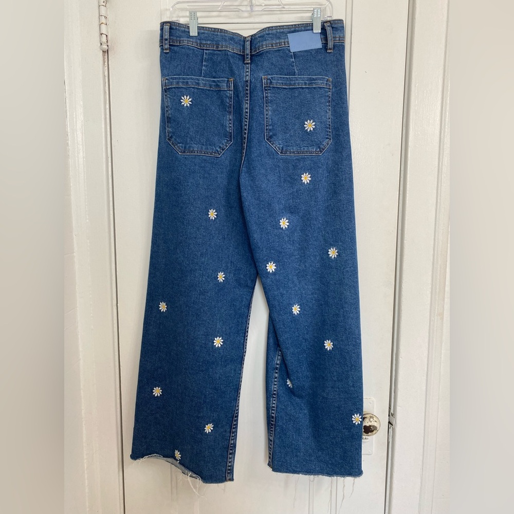 Desigual daisy embroidered jeans - Picture 2 of 4